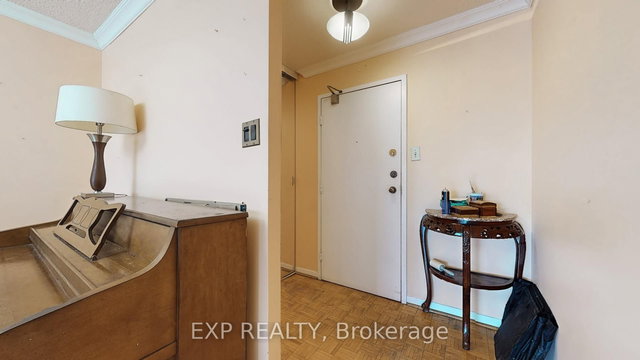 301 - 10 Tangreen Court