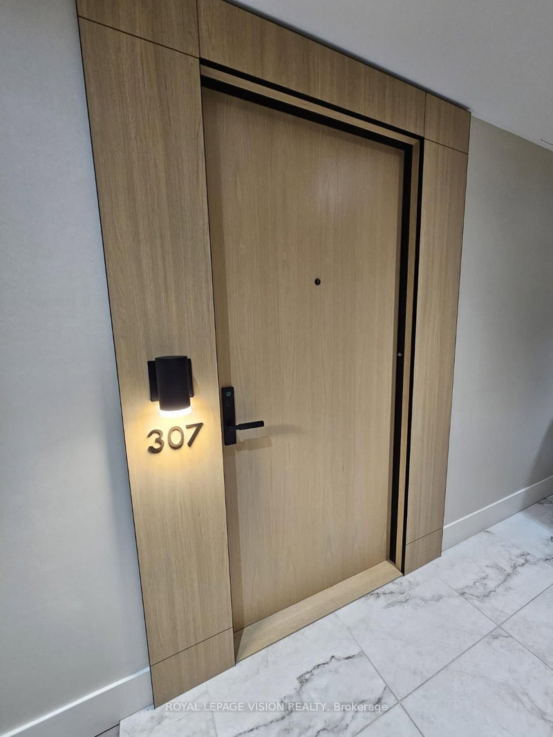 307 - 505 Glencairn Ave, Toronto, M6B 0B2 | Image 2