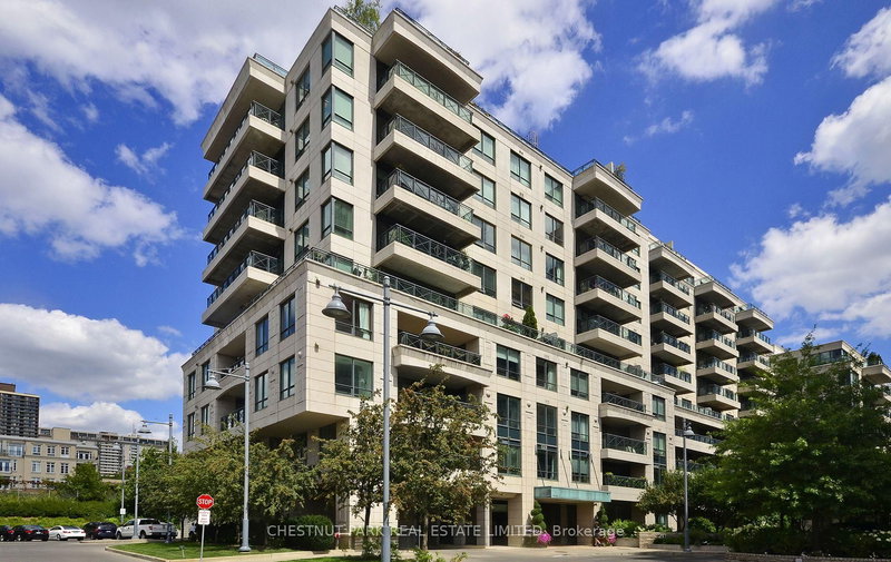 home for lease on 801-20 Scrivener Square