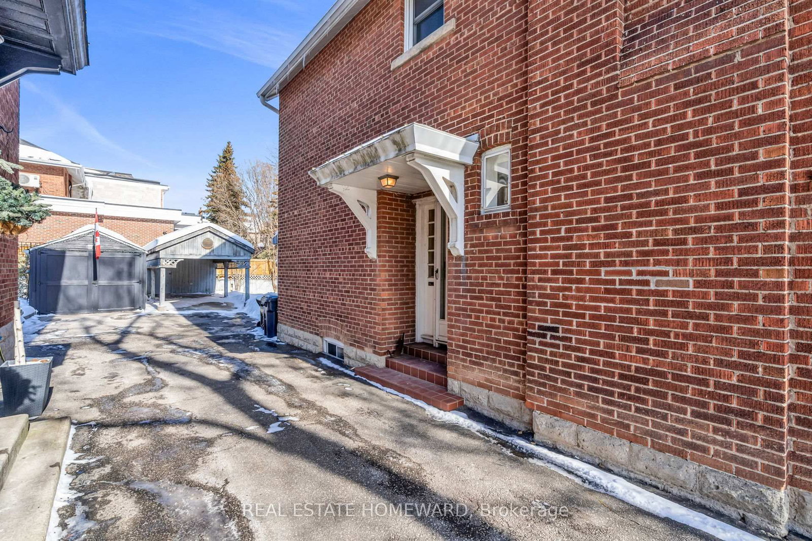 Listing Image 3