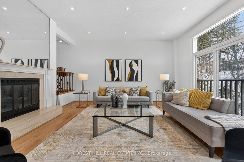 37 Rainbow Creek Way, Toronto, M2K 2T9 | Image 2