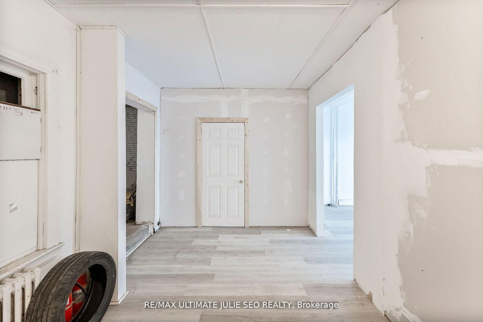 757 Queen Street W - Photo 10