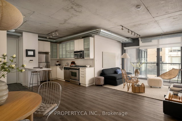 505 - 533 Richmond Street W