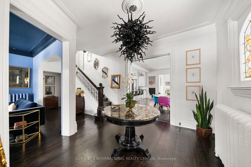 92 Woodlawn Ave, Toronto, M4V 1G7 | Image 2