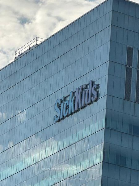 1112 - 20 Edward Street