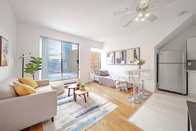 PH16 - 65 Scadding Avenue