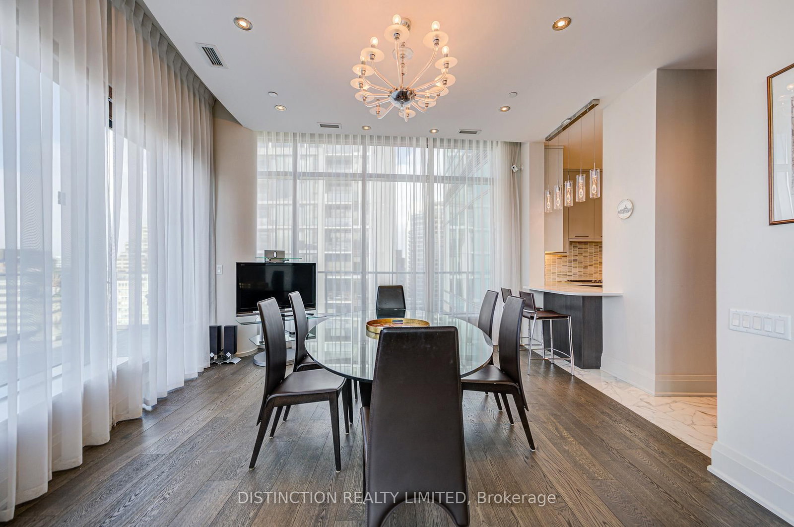 77 Charles Street W • #1603 • Toronto, ON photo 13