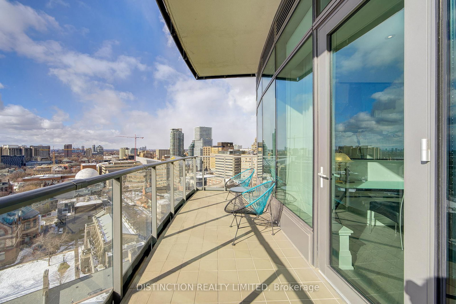 77 Charles Street W • #1603 • Toronto, ON photo 25