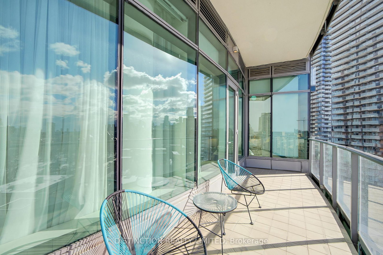 77 Charles Street W • #1603 • Toronto, ON photo 26