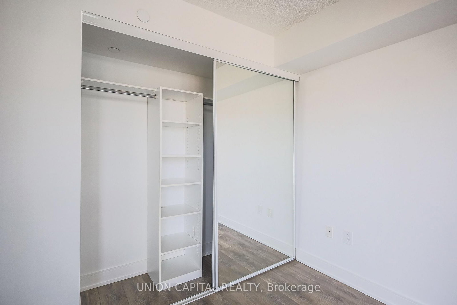 89 McGill Street, Unit 1904 - Photo 17