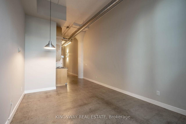 843 - 155 Dalhousie Street