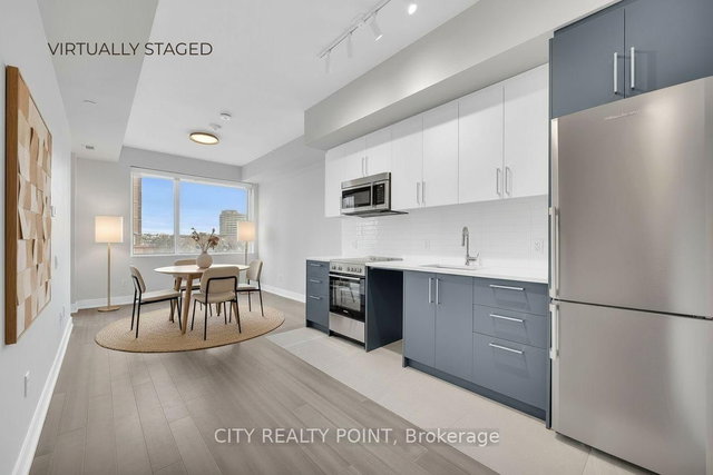 608 - 664 Spadina Avenue