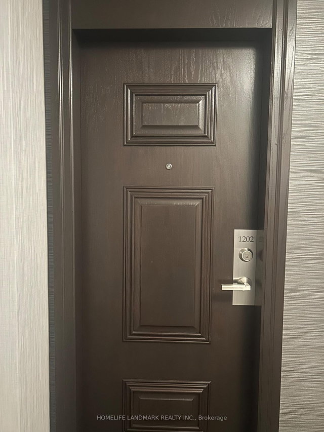 1202 - 29 Pemberton Avenue