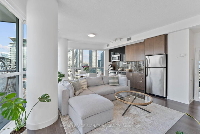 1702 - 89 Dunfield Avenue