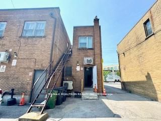 2831 Bathurst St, Toronto, M6B 3A4 | Image 3