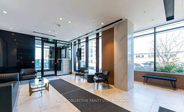 1401 - 8 Tippett Road E