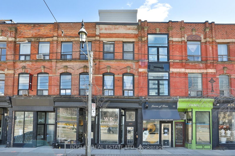 home for lease on 3rd Floor-179 Queen Street E