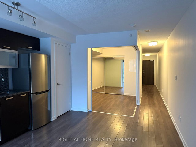 315 - 68 Abell Street