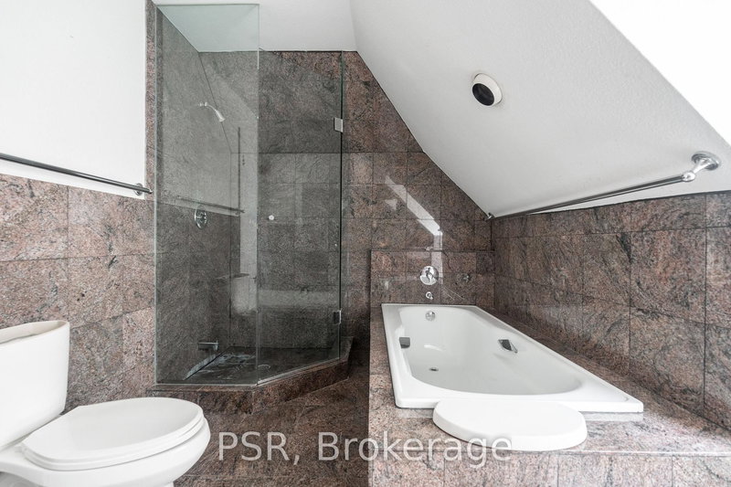 3RD FL - 25 Coulson Ave, Toronto, M4V 1Y3 | Image 3