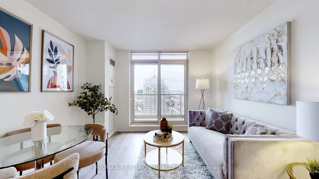 1606 - 18 Kenaston Gardens