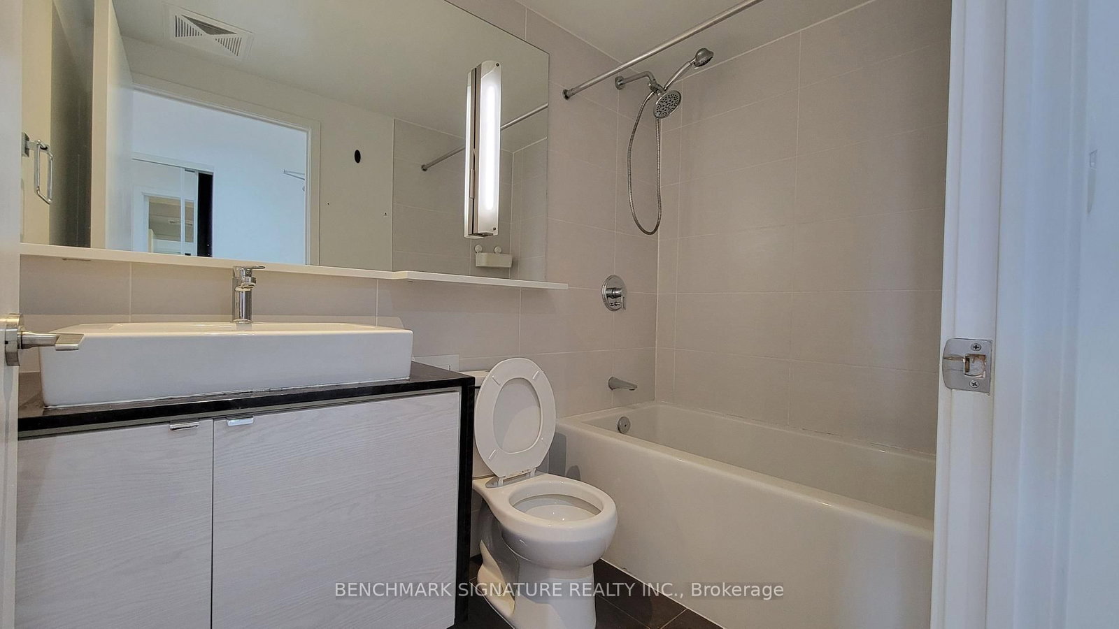 121 Mcmahon Drive, Unit 1103 - Photo 12