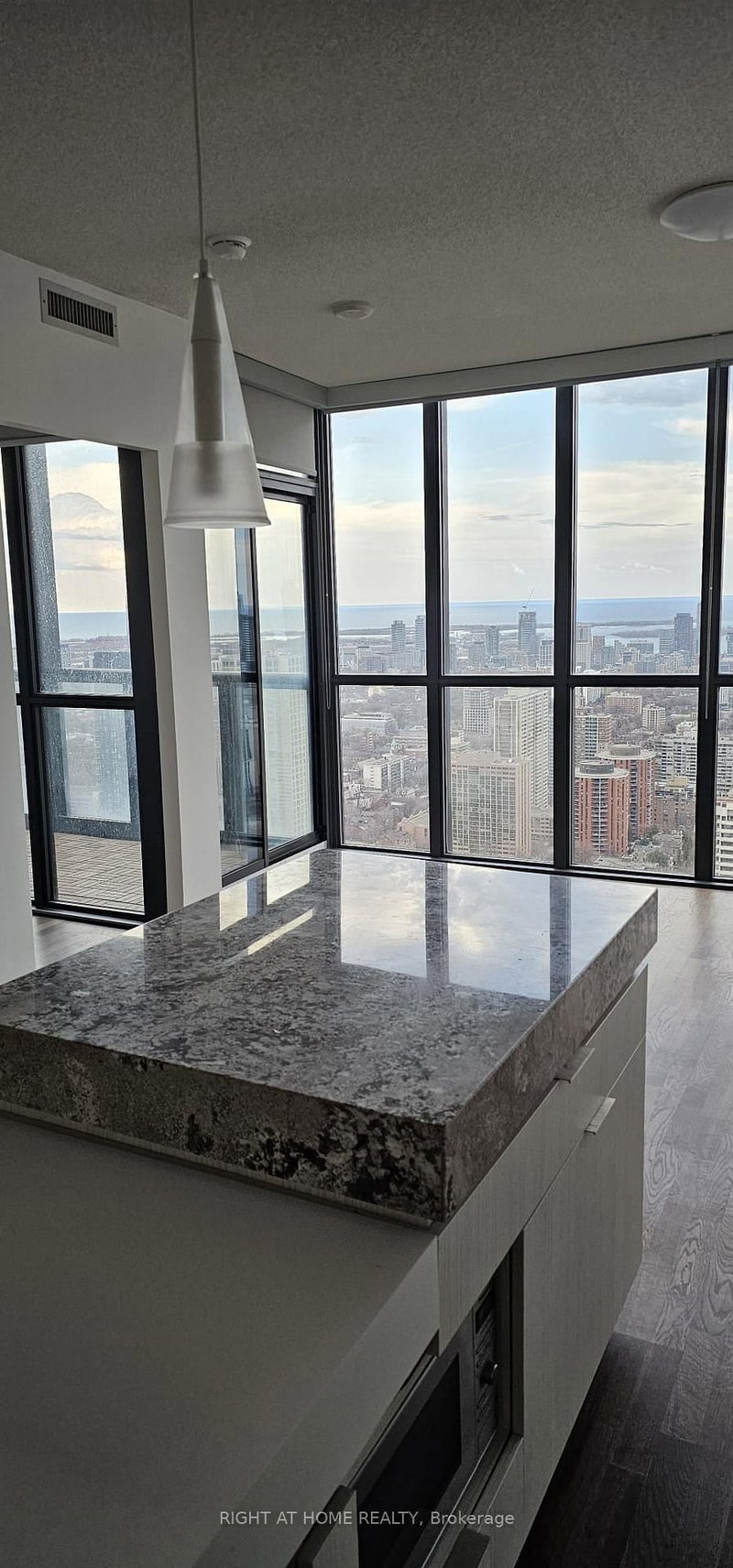 4503 - 101 Charles St E, Toronto, M4Y 0A9 | Image 3