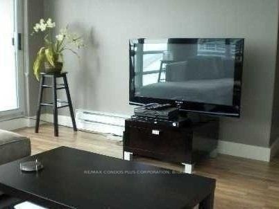 3010 - 397 Front St W, Toronto, M5V 3R6 | Image 2