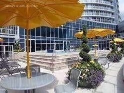 701 - 208 queens Quay W