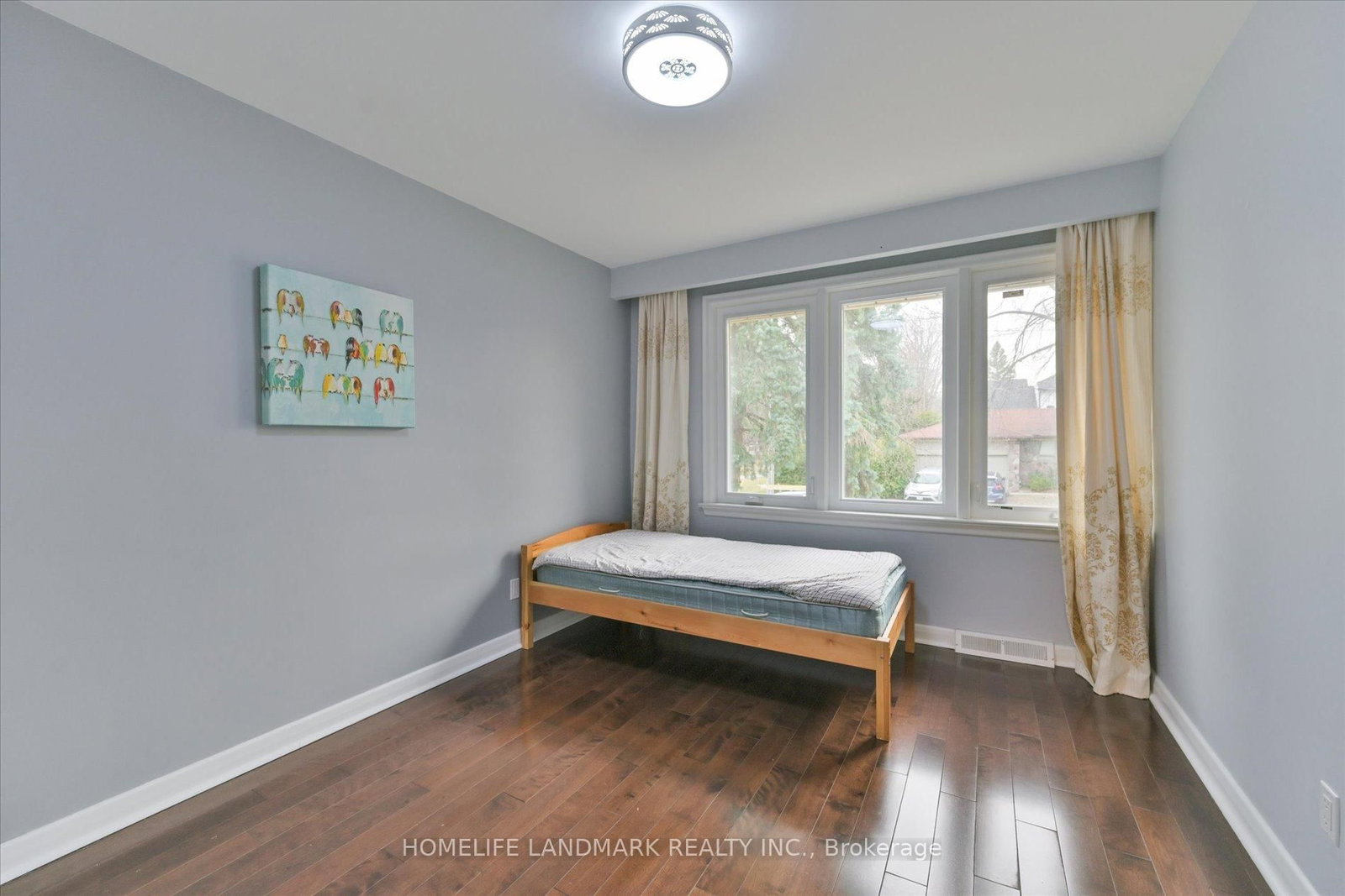 Listing Image 22