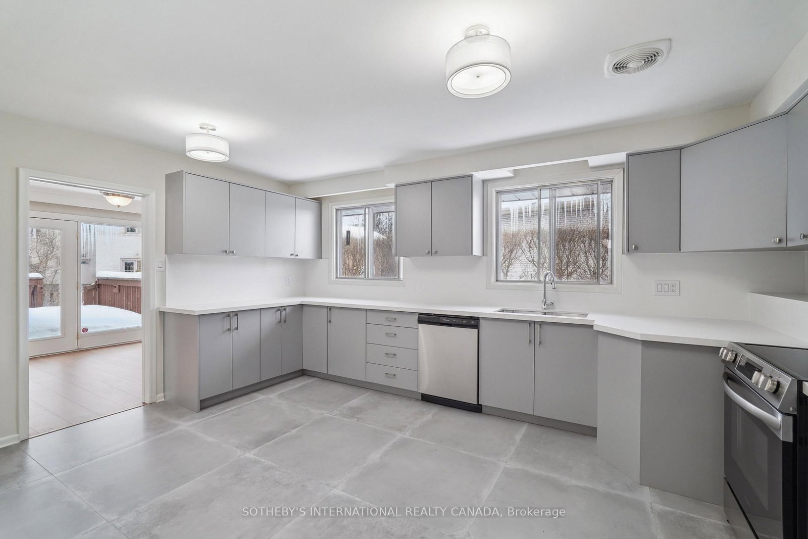 Detached House for lease at 201 Fenn Avenue, Toronto, Ontario, M2P 1Y1 - St. Andrew-Windfields - MLS: C12805048