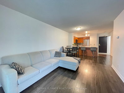 2108-30 Grand Trunk Crescent, Toronto, Ontario image-0-2