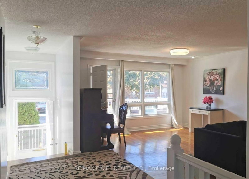 155 Edmonton Dr, Toronto, M2J 3X3 | Image 2