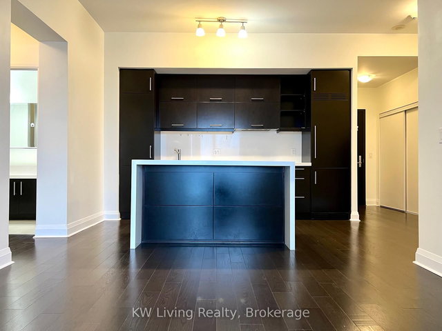 3509 - 65 St Mary Street