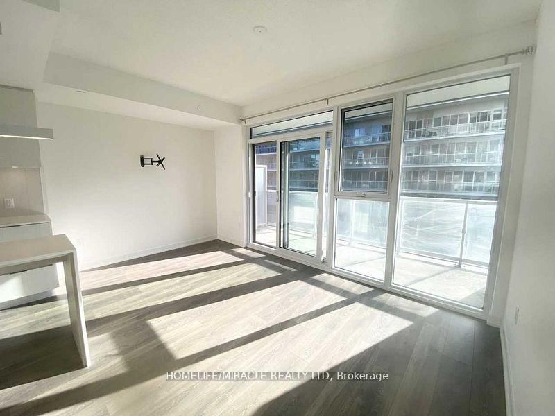 home for lease on 815-20 Richardson Street