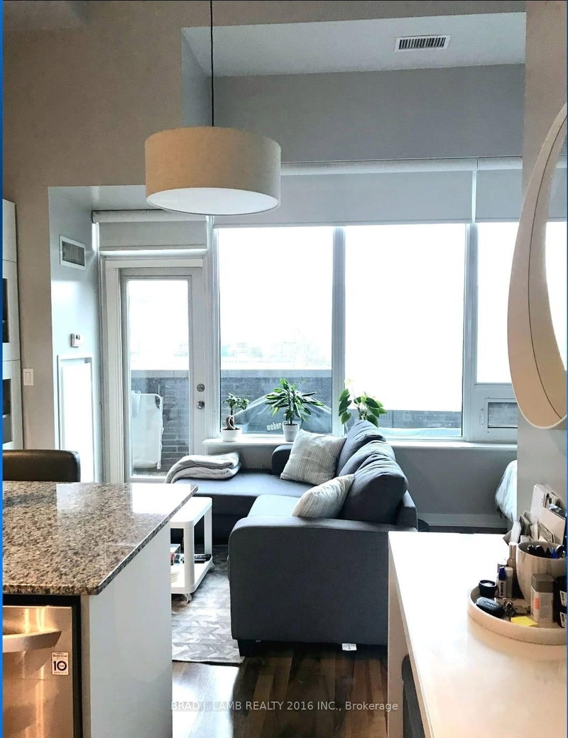 home for lease on 106-55 East Liberty Street