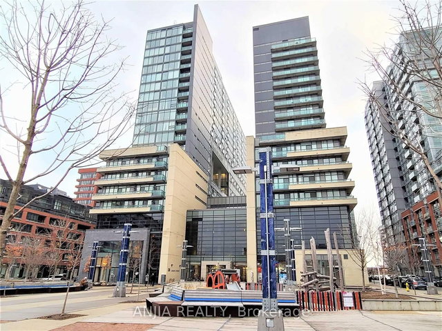 2115E - 36 Lisgar Street