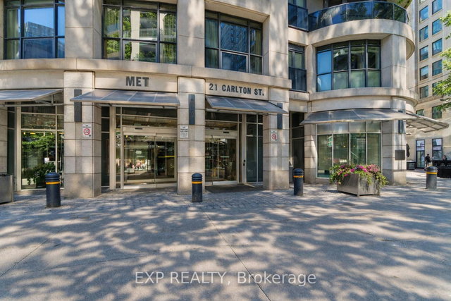 2807 - 21 Carlton Street