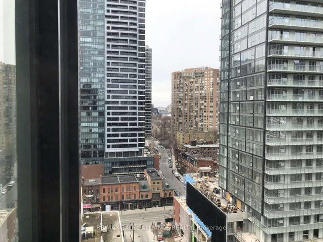 1402 - 17 Dundonald Street