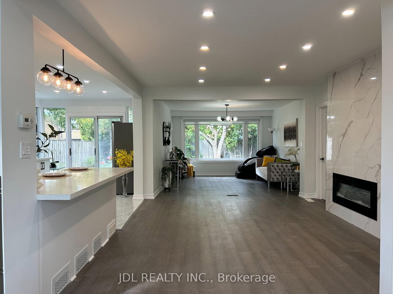 18 Cadillac Ave Ave, Toronto, M3H 1R9 | Image 3