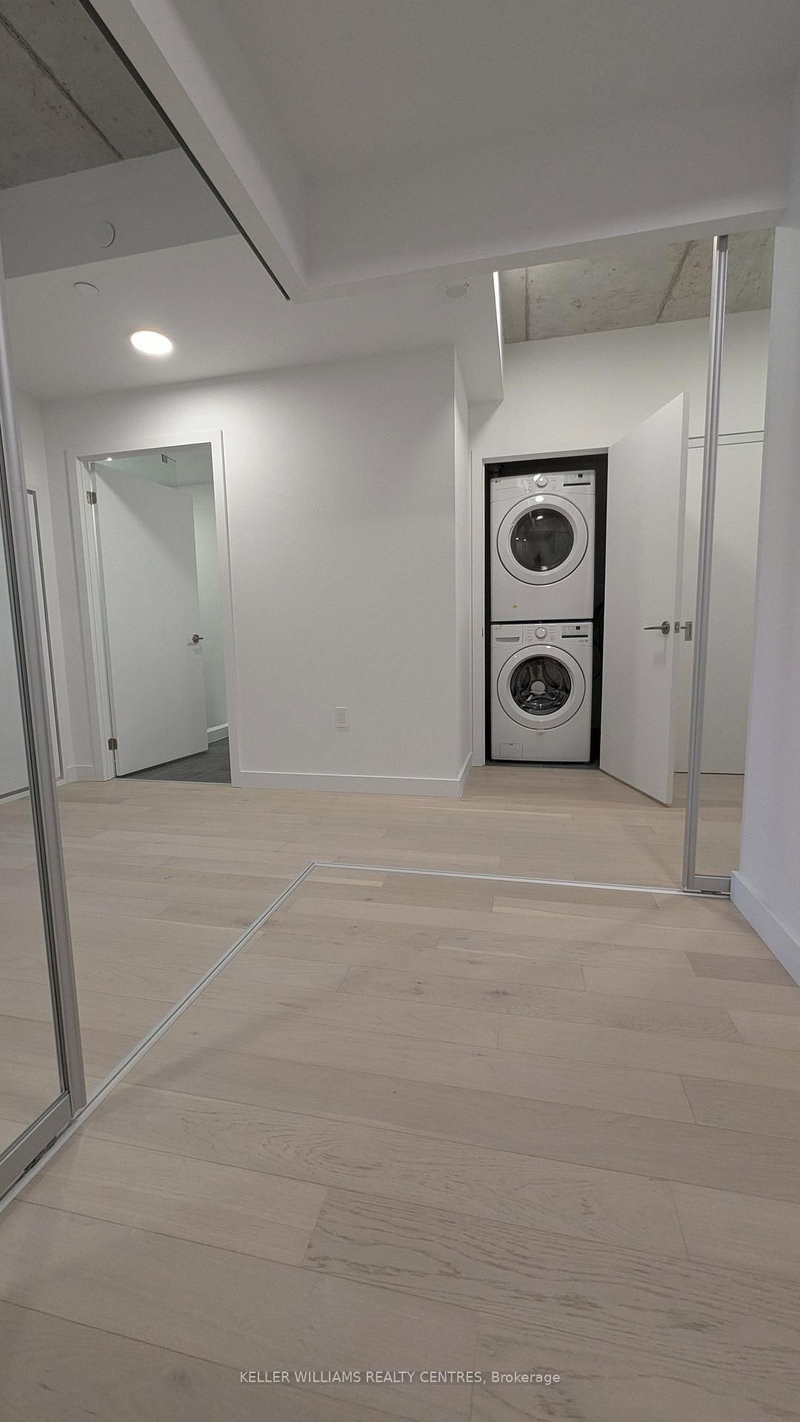 322 - 1720 Bayview Ave, Toronto, M4G 0E5 | Image 3