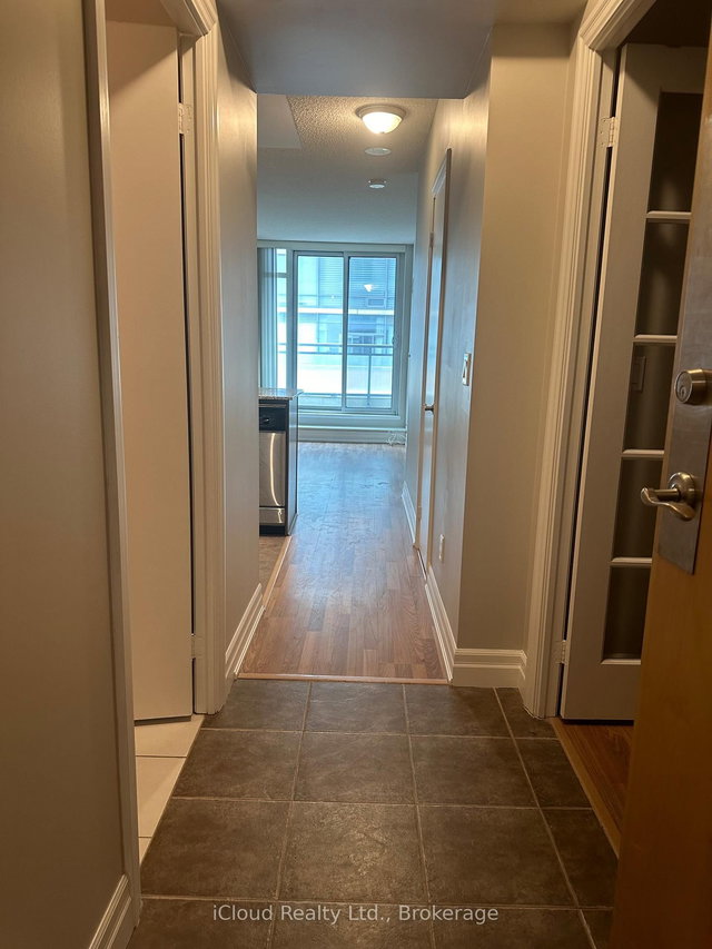 604 - 8 Scollard Street