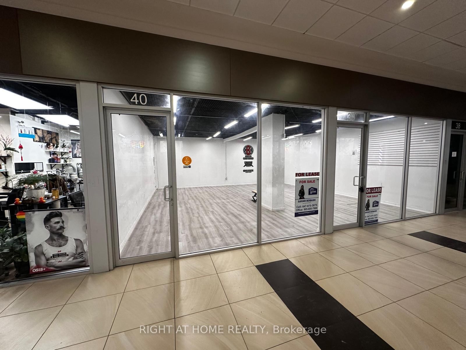 384 Yonge Street, Unit 40 - Photo 2