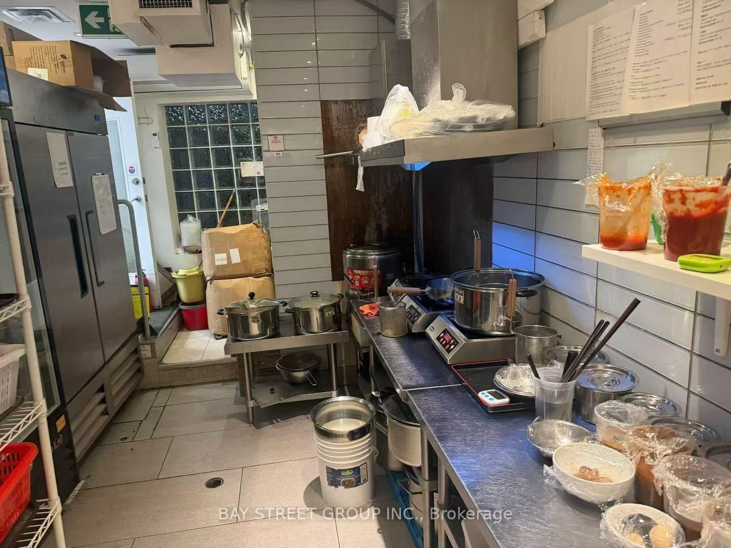 5315 Yonge Street, Unit Main