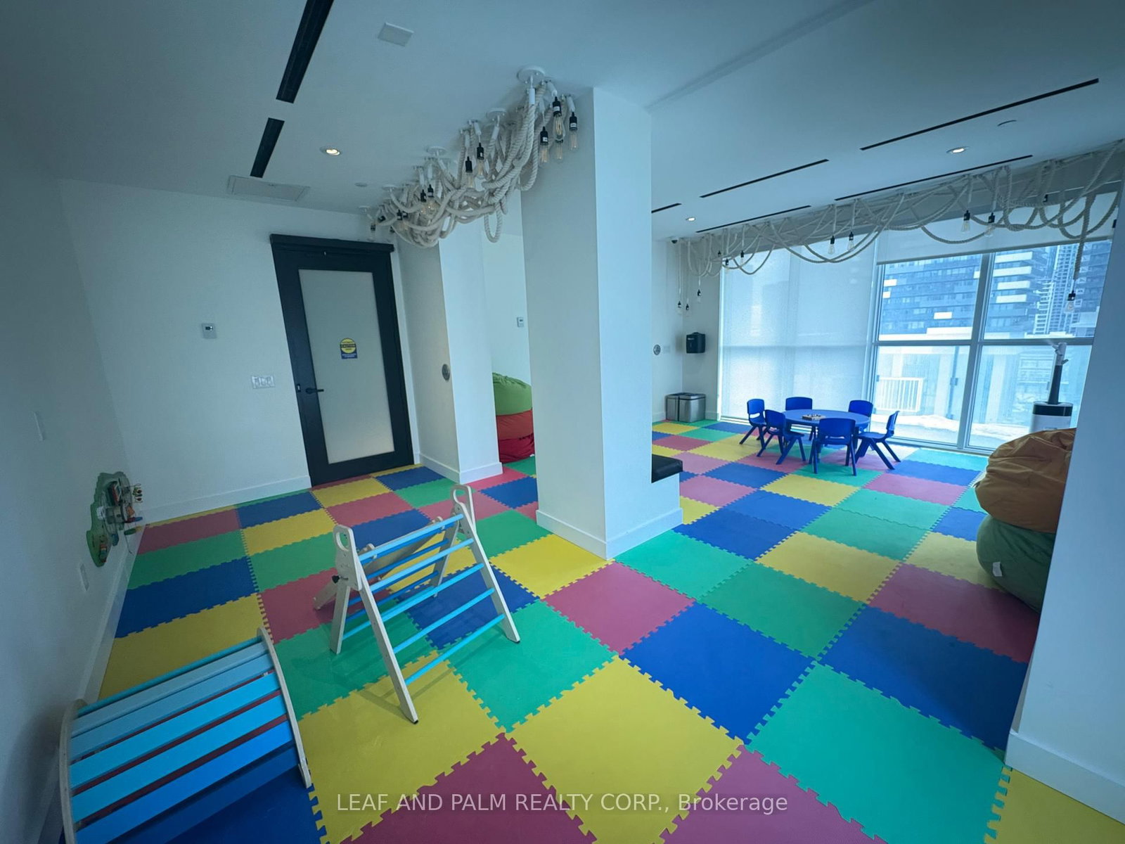 15 Lower Jarvis Street, Unit 1309 - Photo 17