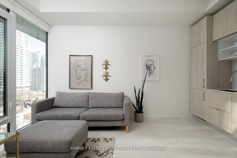 941 - 8 Hillsdale Ave E, Toronto, M4S 0B2 | Image 3