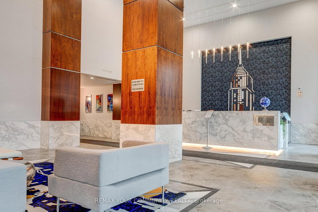 813 - 17 Barberry Place