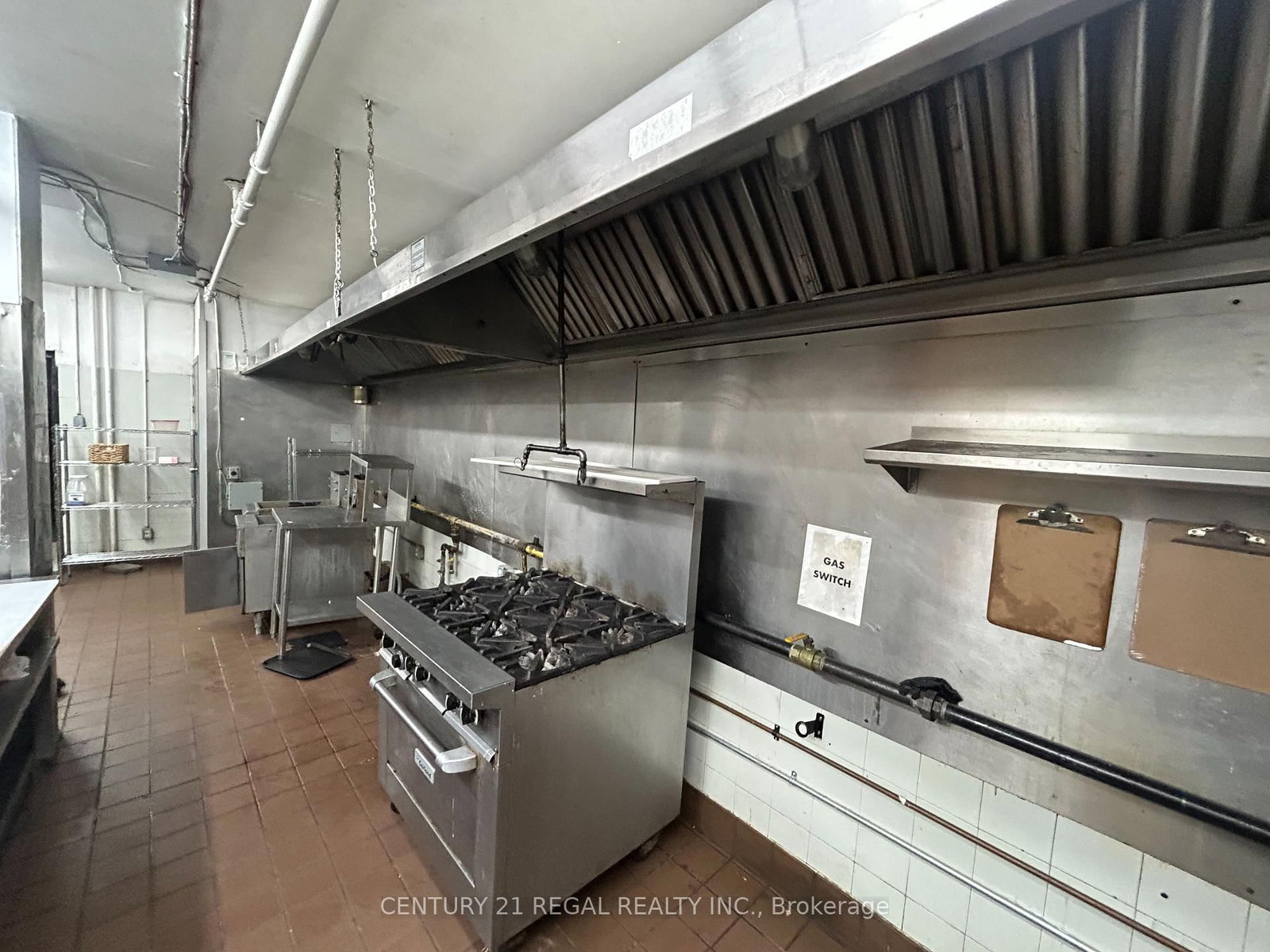 182 Dupont Street - Photo 11