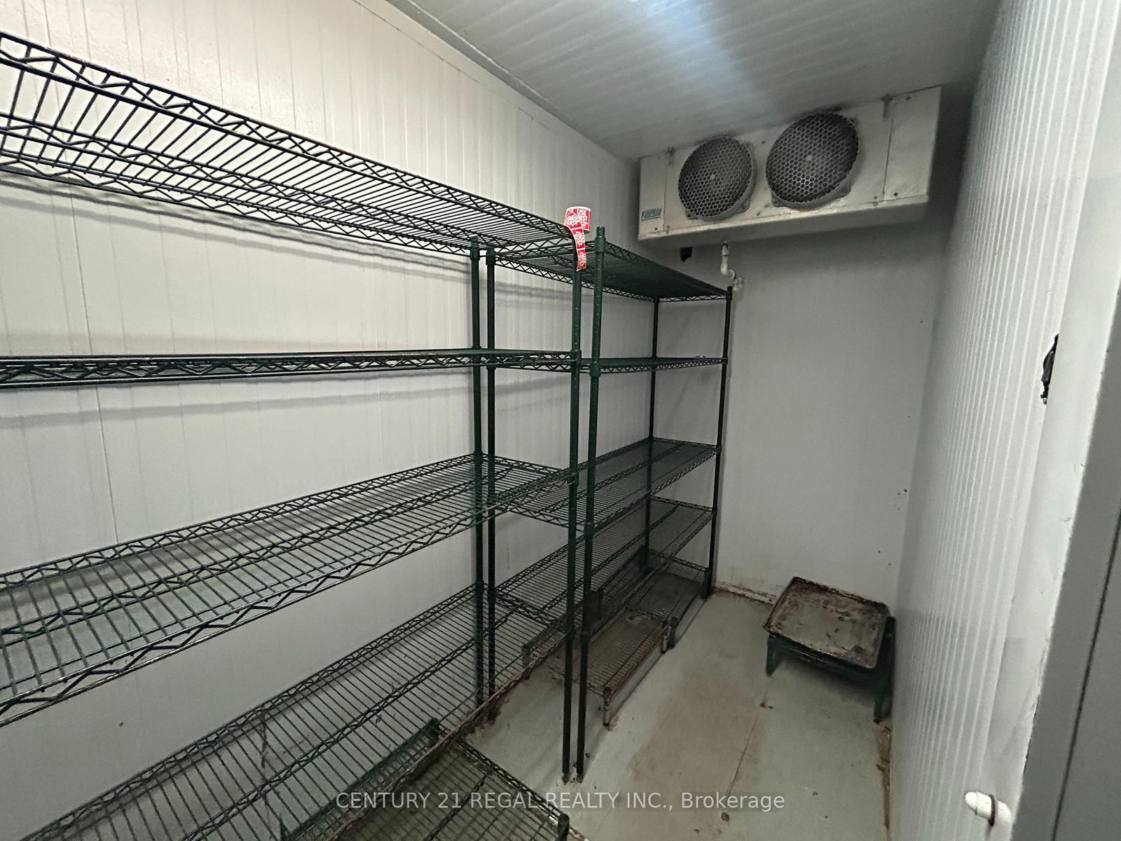 182 Dupont Street - Photo 16