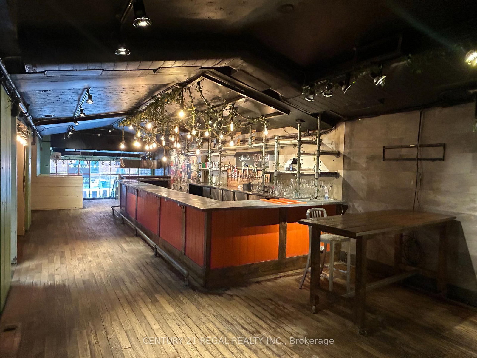 182 Dupont Street - Photo 5