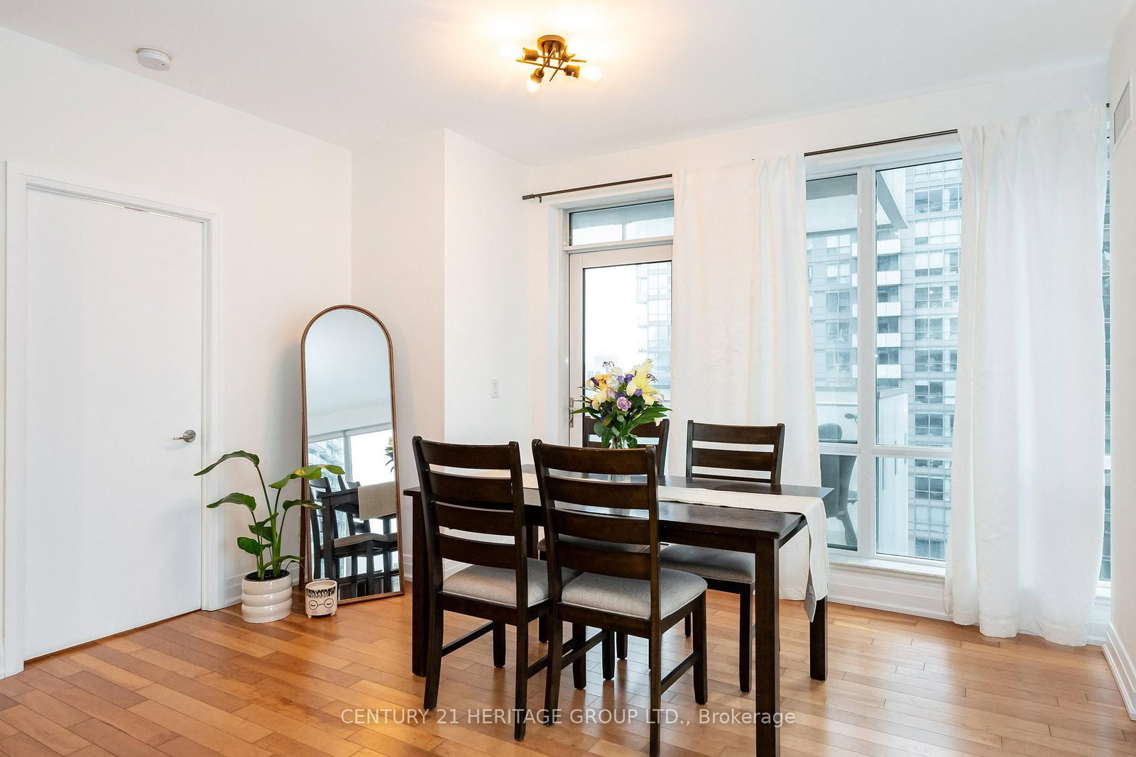 80 John Street • #2303 • Toronto, ON photo 17